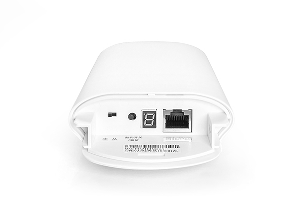 WOBICOM L-Series N350 450Mbps 1KM Outdoor Wireless Bridge 5.8G WiFi 24V PoE Supply Point to Point